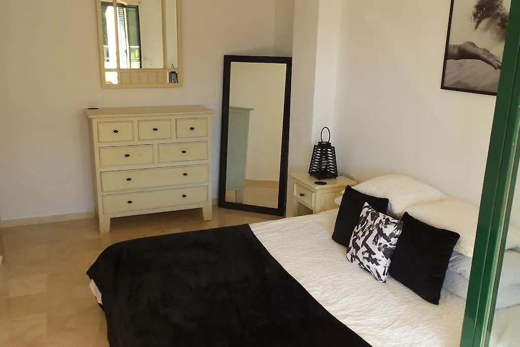 Beautiful Flat With Views In Las Acacias Benalmadena